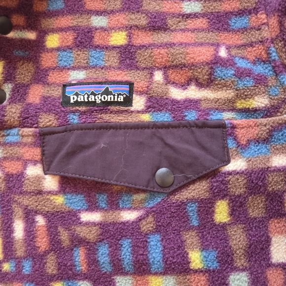 Patagonia Synchilla Snap-T Pullover, Fitz Roy Patchwork Night Plum, Sz S - Picture 3 of 10